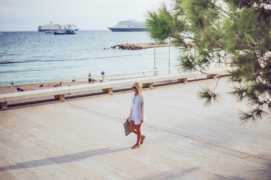 janni-deler-afternoon-beach-monacoDSC_0527