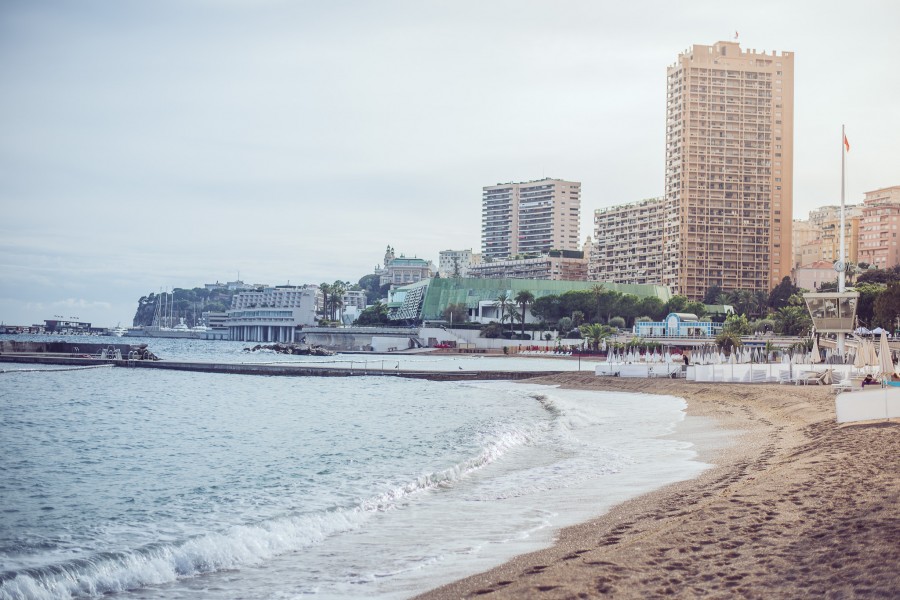 janni-deler-afternoon-beach-monacoDSC_0540