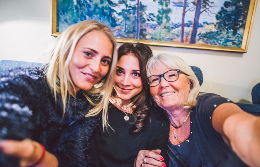 janni-deler-family-nightDSC_4761