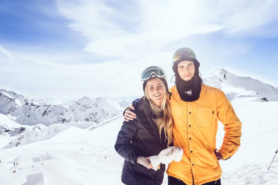 janni-deler-skioutfit-head-17