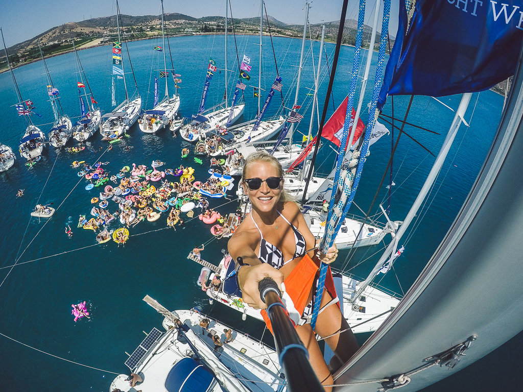 janni-deler-selife-yachweek-circle-raftG0133322dd