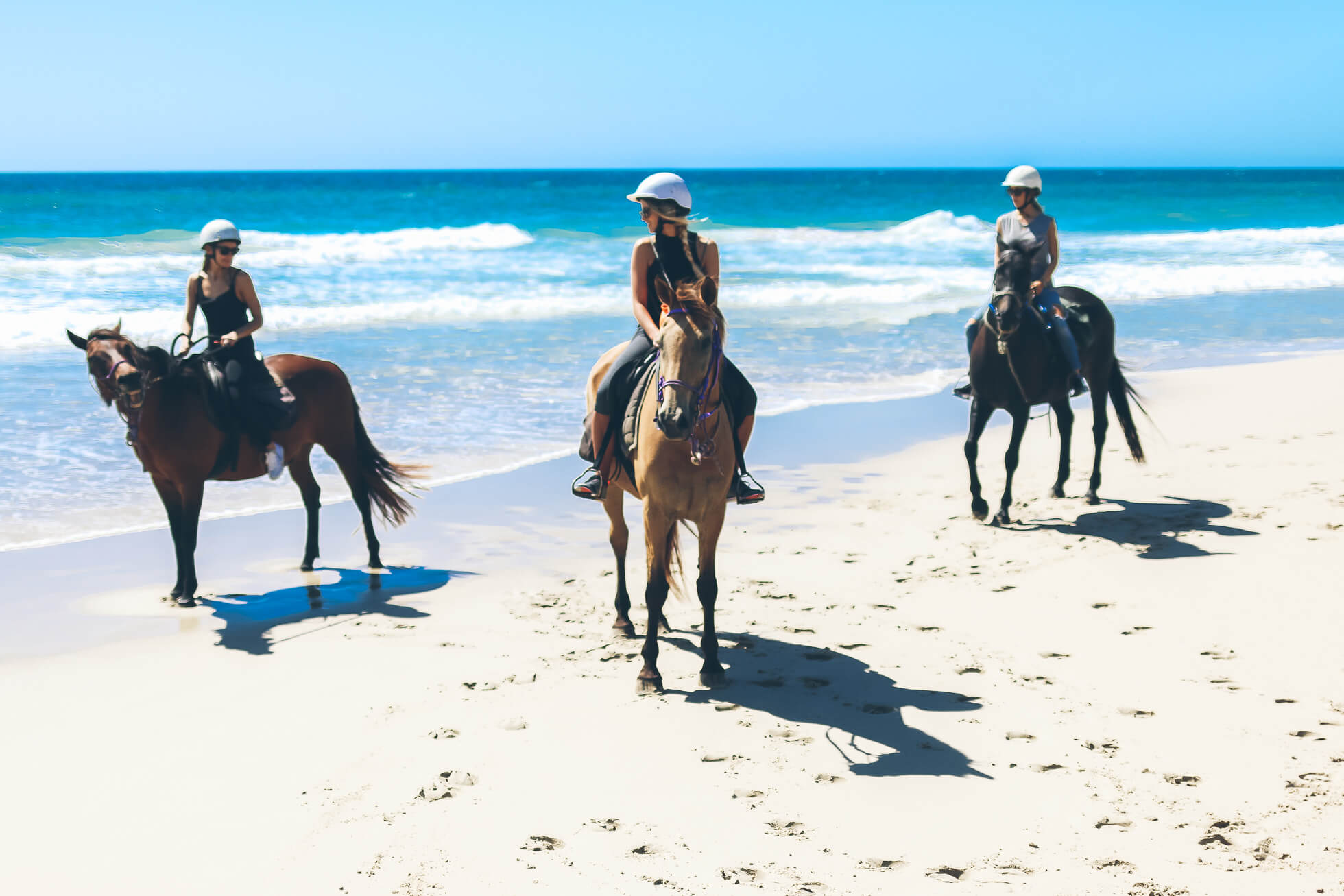 janni-deler-horseback-riding-byronbayIMG_1487