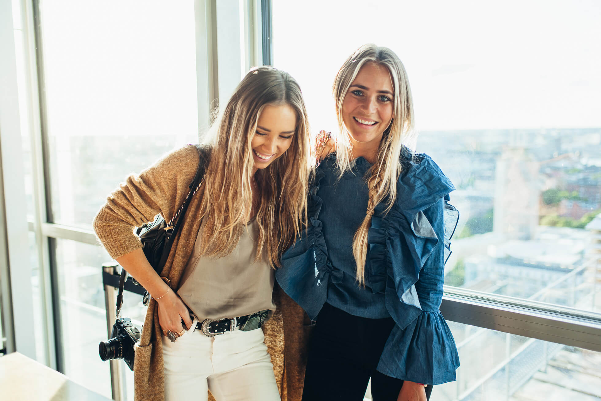 janni-deler-dinner-above-stockholm-himlenDSC_7175