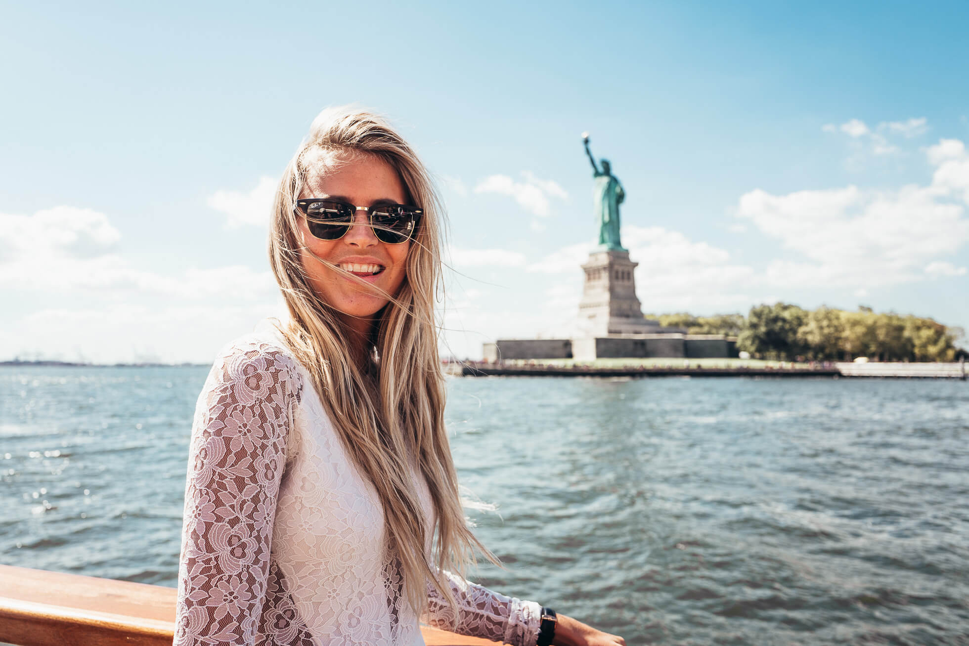 janni-deler-new-york-tour-boatL1090408