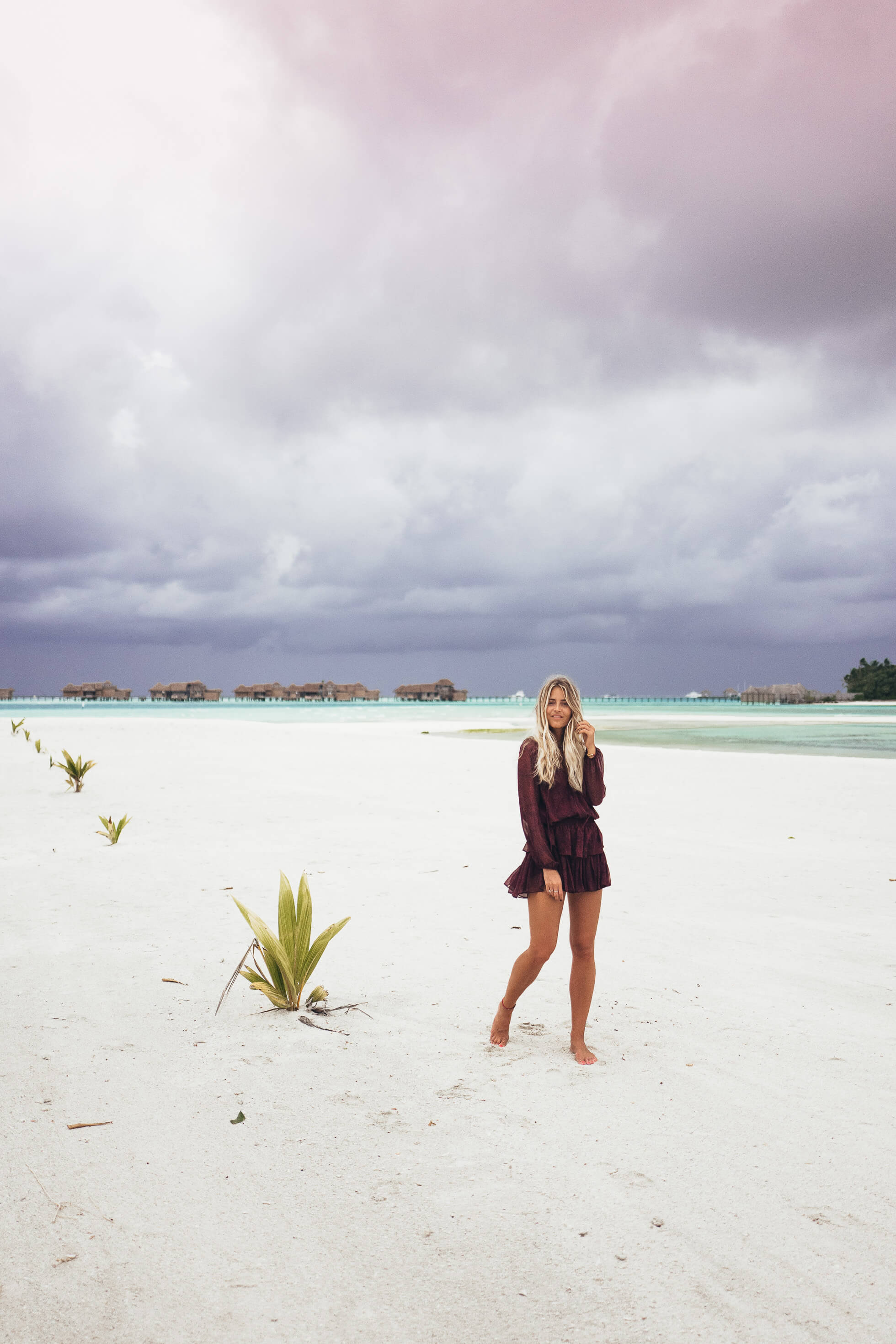 janni-deler-stormy-maldivesl1130411